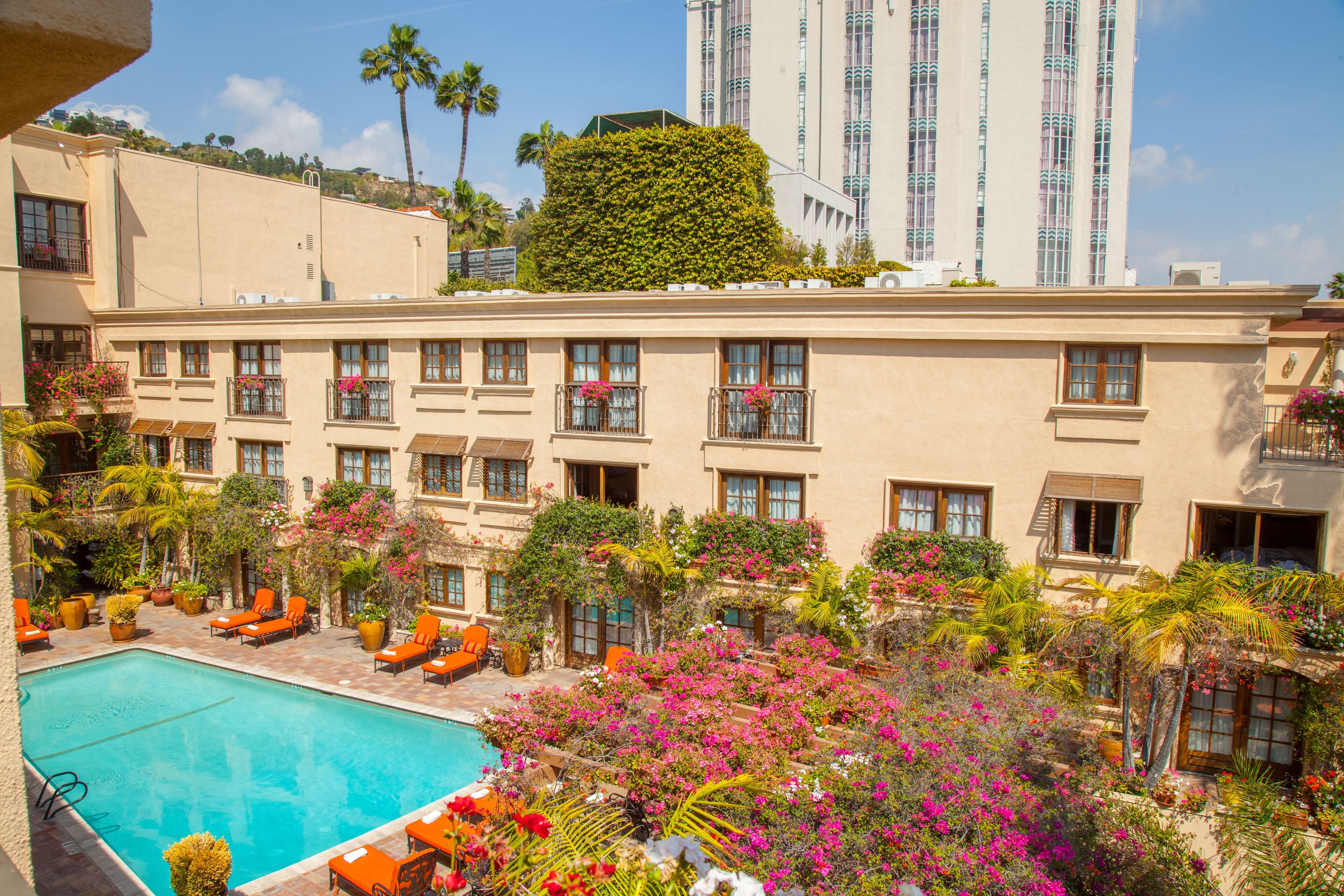 Best Western Plus Sunset Plaza Hotel — Photos 3